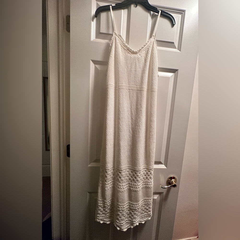 Beautiful new white knit dress